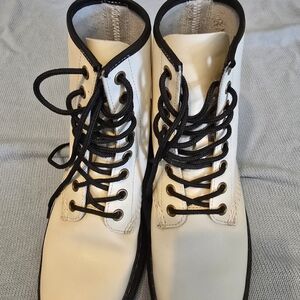 Dr. MARTENS White Lace-Up Boots with Black Trim